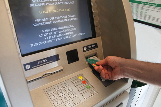 Desde este jueves, más de 7 millones de personas comienzan a cobrar el Refuerzo de Ingresos | Información General