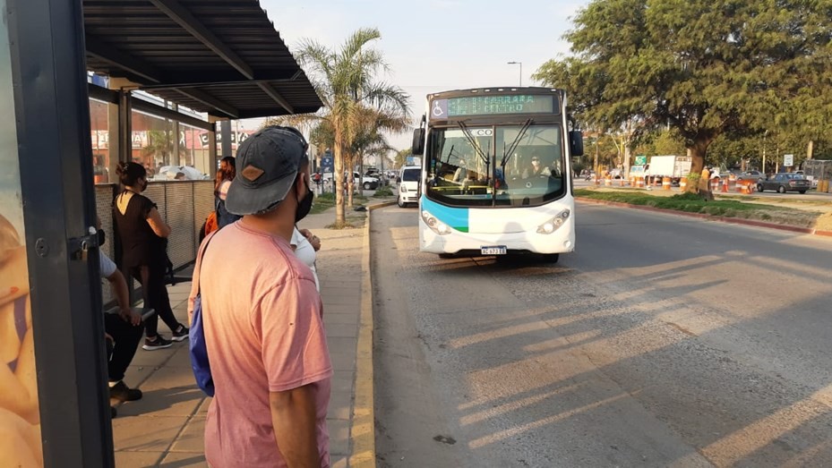 Aumento: el boleto de colectivo en Rosario y Córdoba trepó a $69,50 | Nacionales