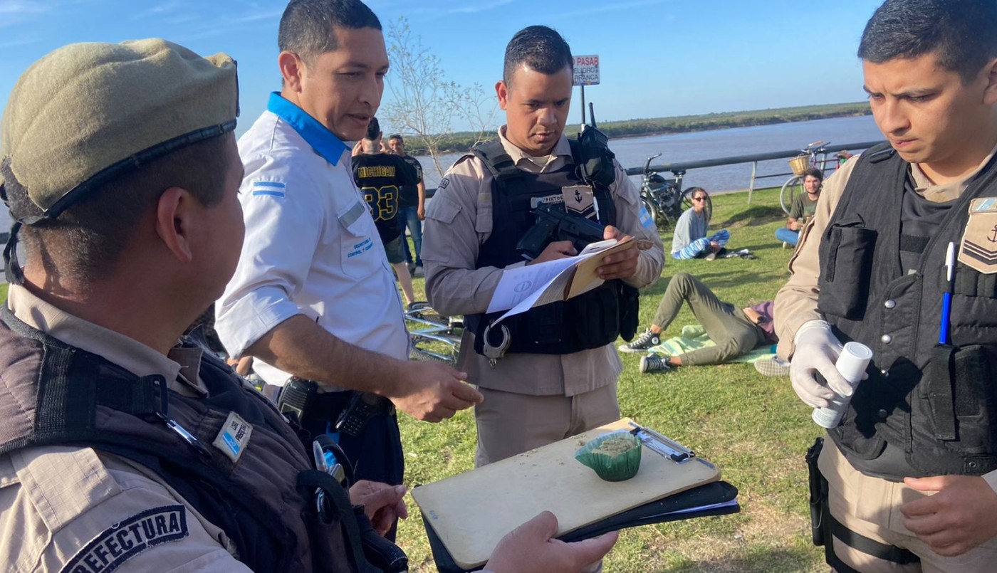Vendían "tortitas mágicas" con marihuana a 200 pesos en un parque de Rosario | Noticias