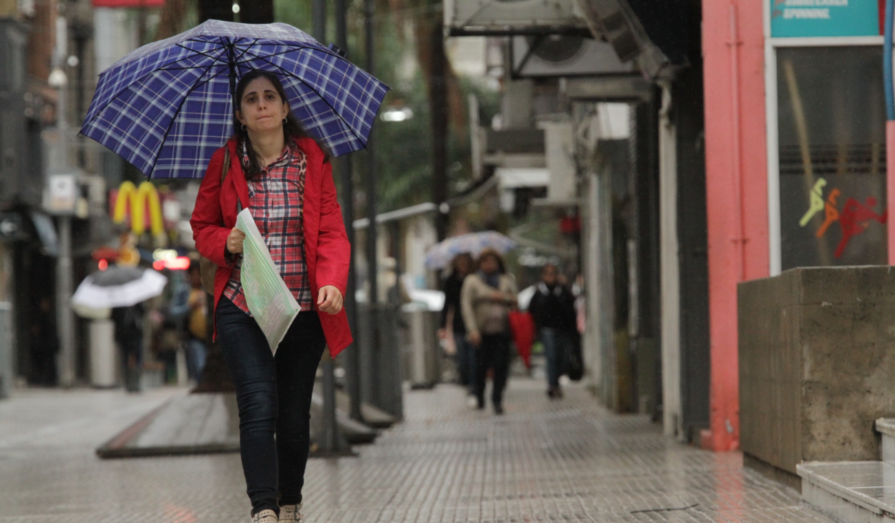 Sigue el frío y persiste la posibilidad de algunas lluvias en la ciudad | Información General