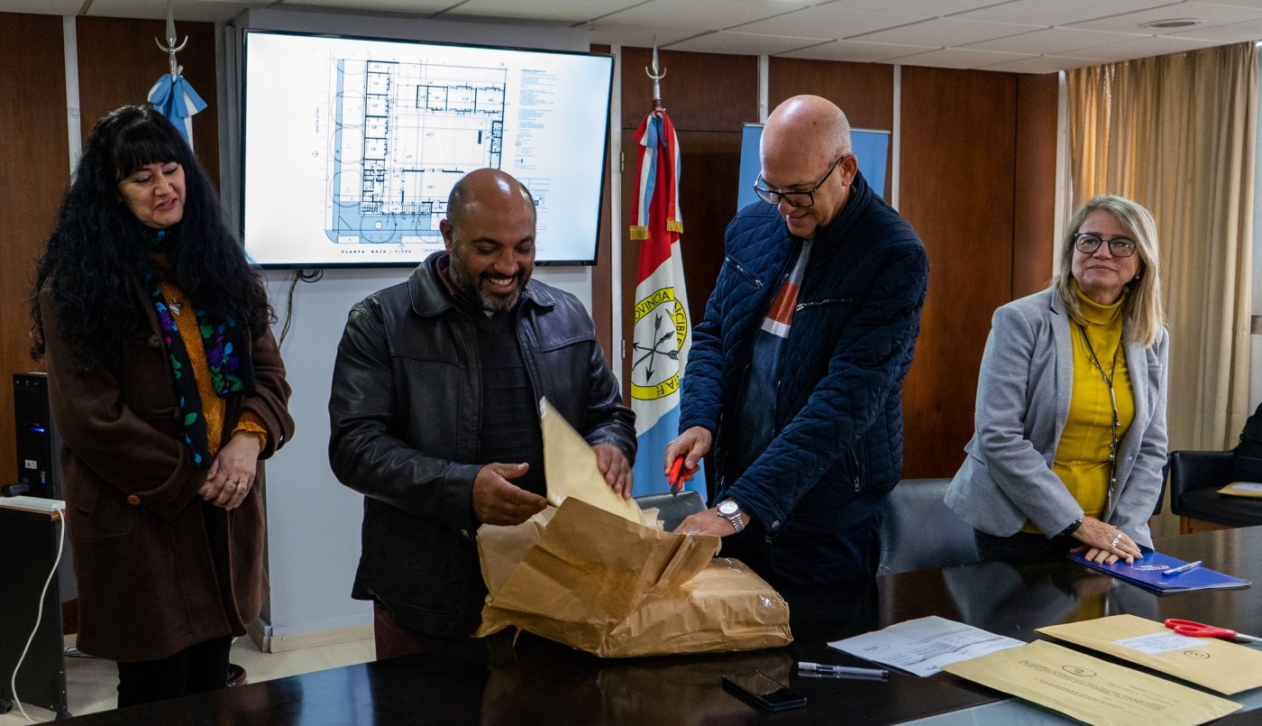 La provincia licitó la construcción y remodelación de tres edificios escolares | Noticias