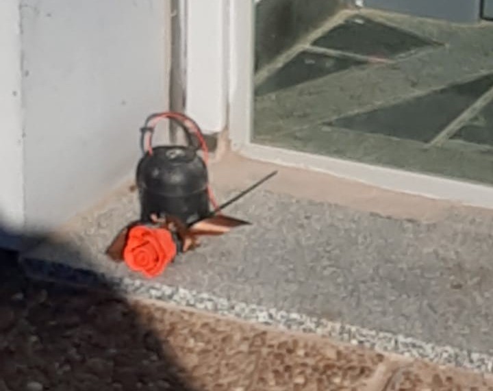 Neutralizaron un dudoso dispositivo en la puerta de un banco | Noticias