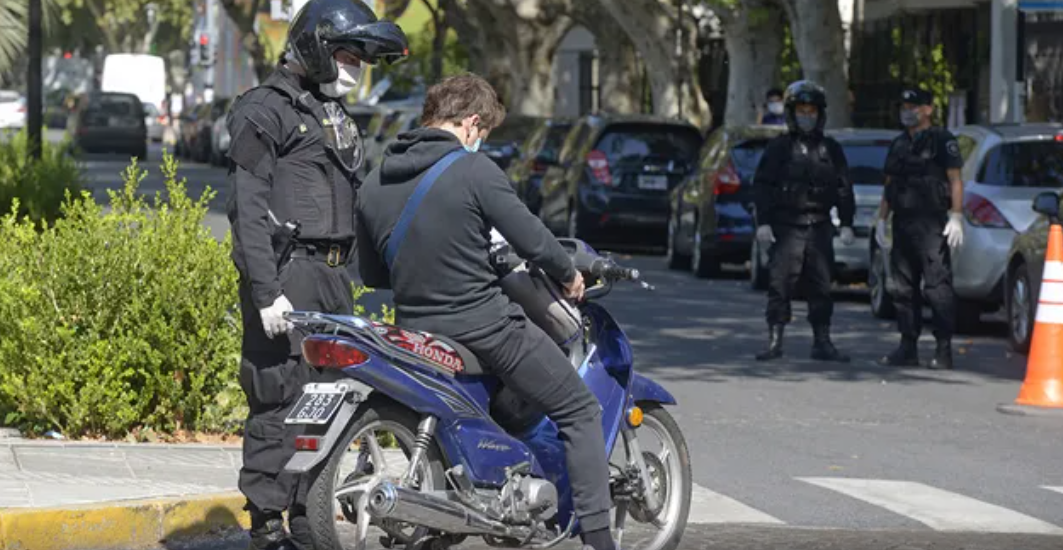 En 45 días, la policía retuvo a más de 630 motos por incumplir normas | Judiciales