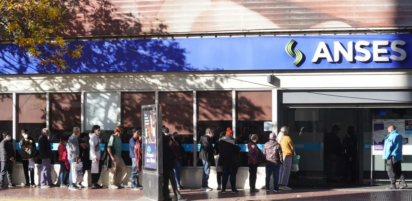 Jubilados, pensionados y AUH: Calendario de la Anses de pagos de junio | Información General