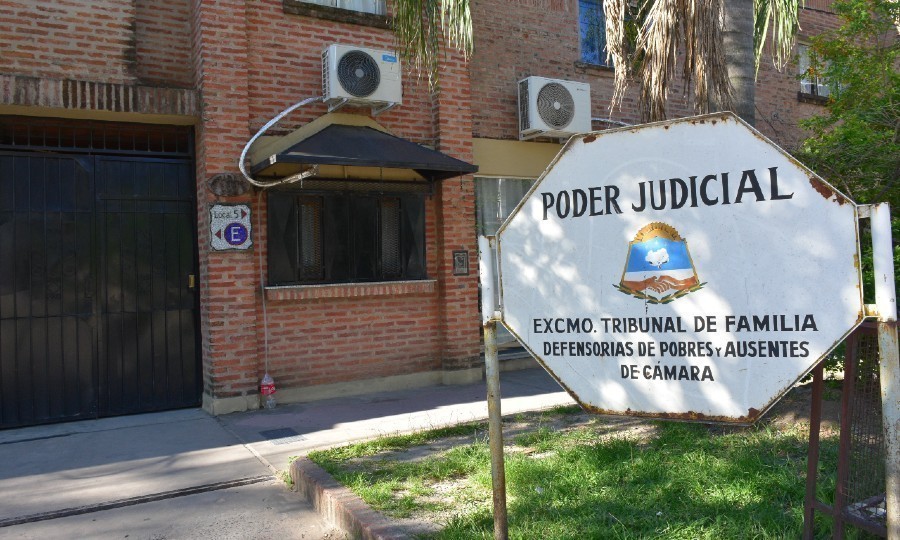 La Justicia de Córdoba otorga triple vinculo de filiación a una adolescente | Nacionales