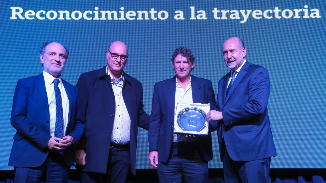El gobernador participó de la entrega de premios del Banco Nación a PyMES de Santa Fe | Información General
