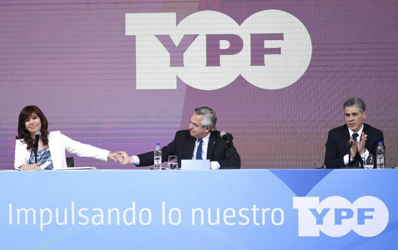 Alberto y Cristina se volvieron a mostrar juntos en un acto por YPF | Nacionales