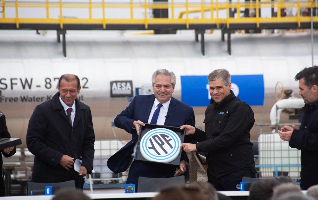 Denuncia penal por irregularidades en la licitación del gasoducto Néstor Kirchner | Nacionales