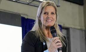 Le hackearon el celular a Cynthia Hotton y les piden dinero a sus contactos | Nacionales