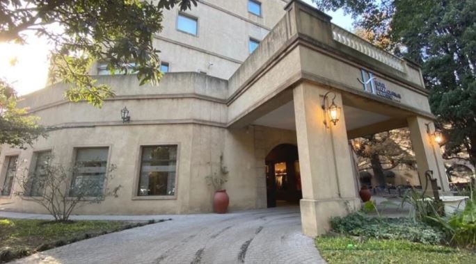 Allanan el hotel de Canning donde están los venezolanos y los iraníes del avión retenido en Ezeiza | Nacionales