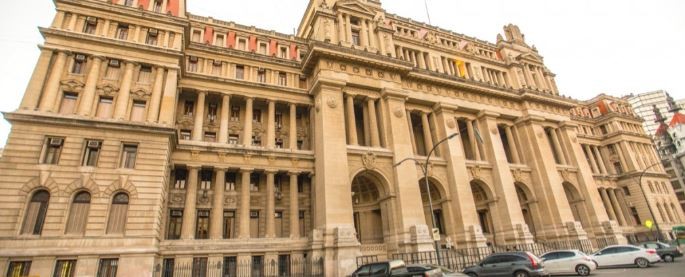 Tres años de prisión en suspenso para una madre y una abuela que forzaron a una adolescente a abortar | Igualdad y Género