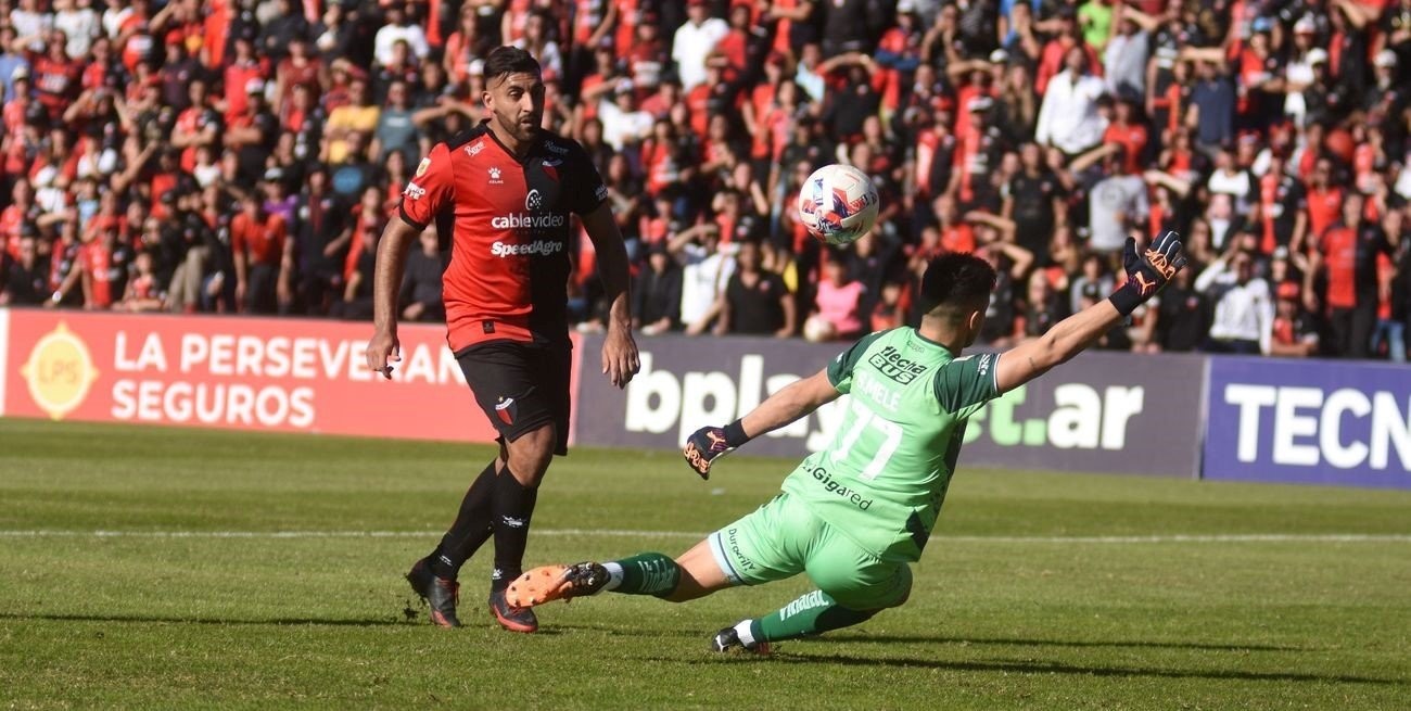 Colón recibe a River buscando quebrar su mala racha en el certamen local | Deportes