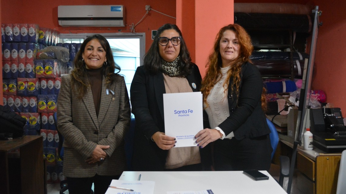 Se llevó a cabo la firma de convenios de fortalecimiento para la creación de Centros de Día | Igualdad y Género