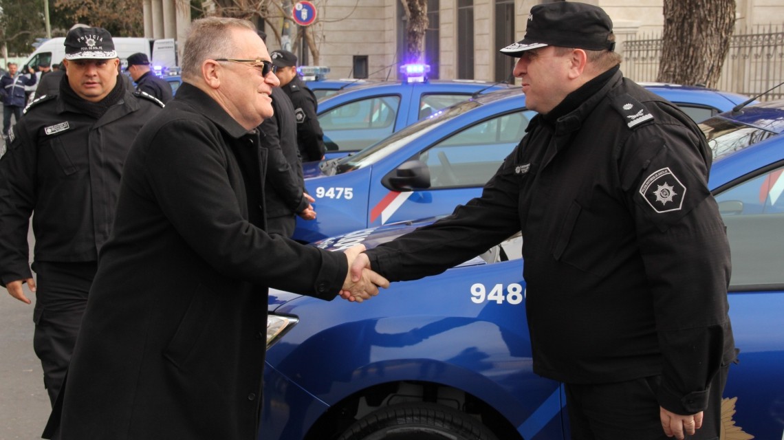La provincia entregó 32 nuevos móviles policiales para el Departamento La Capital | Policiales