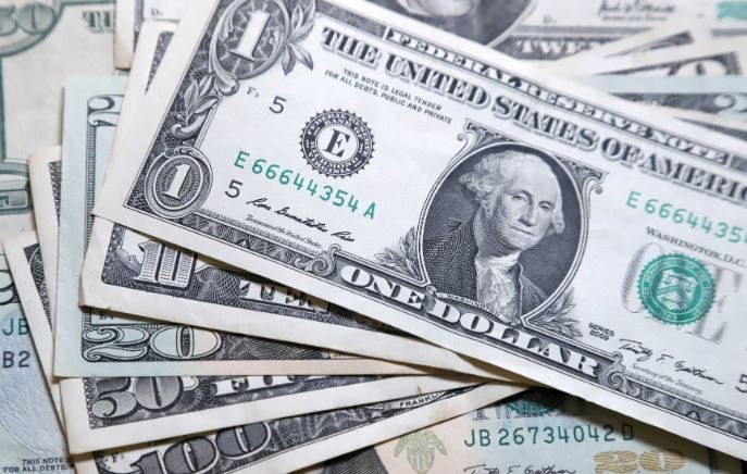 El dólar blue cerró a $232 y marcó un nuevo récord | Nacionales