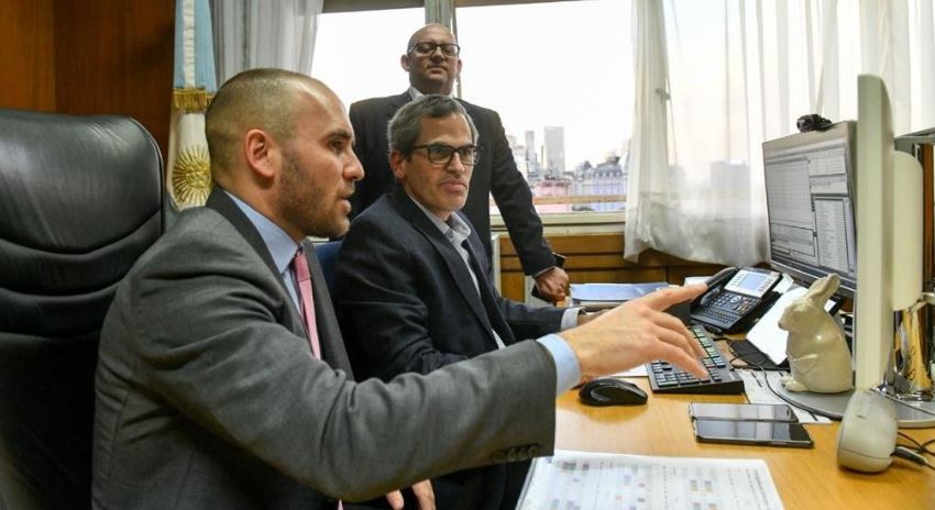 El Gobierno refinanció $248.078 millones de la deuda en pesos | Nacionales