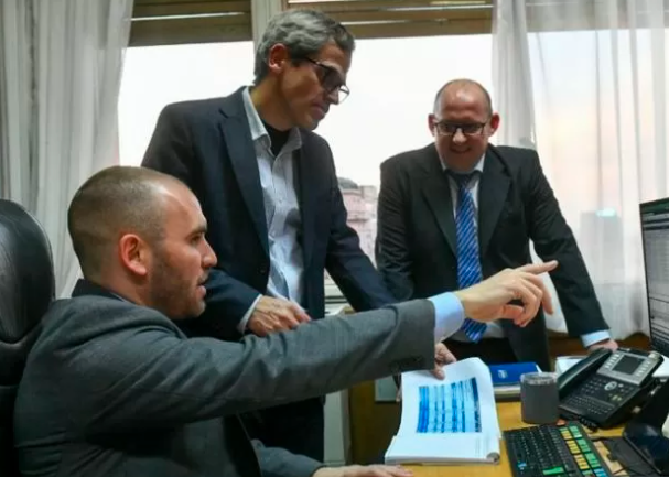 Tras la renuncia de Guzmán, también se fue todo el gabinete de Economía | Nacionales