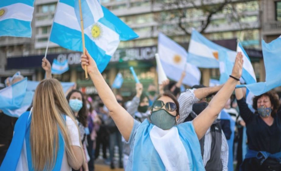 9J: un sector de la oposición encabeza un nuevo banderazo contra el Gobierno | Nacionales