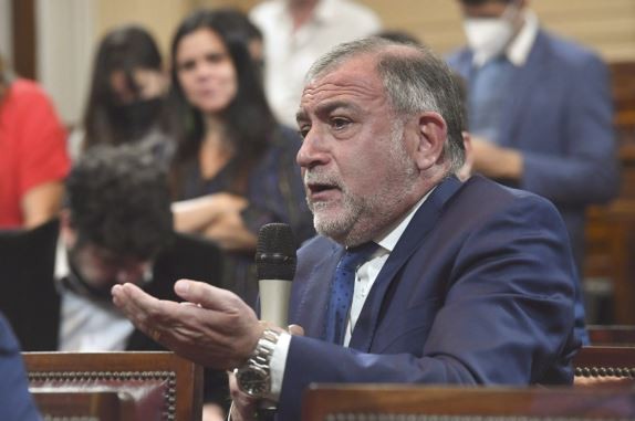 El exabrupto de Luis Juez contra Cristina Kirchner: "Me encantaría que sea candidata así la cagamos a votos" | Legislativas