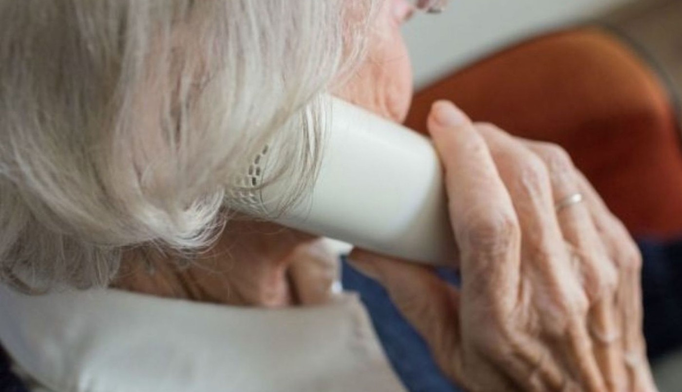 Estafaron con el "cuento del tío" a una mujer de 96 años | Nacionales