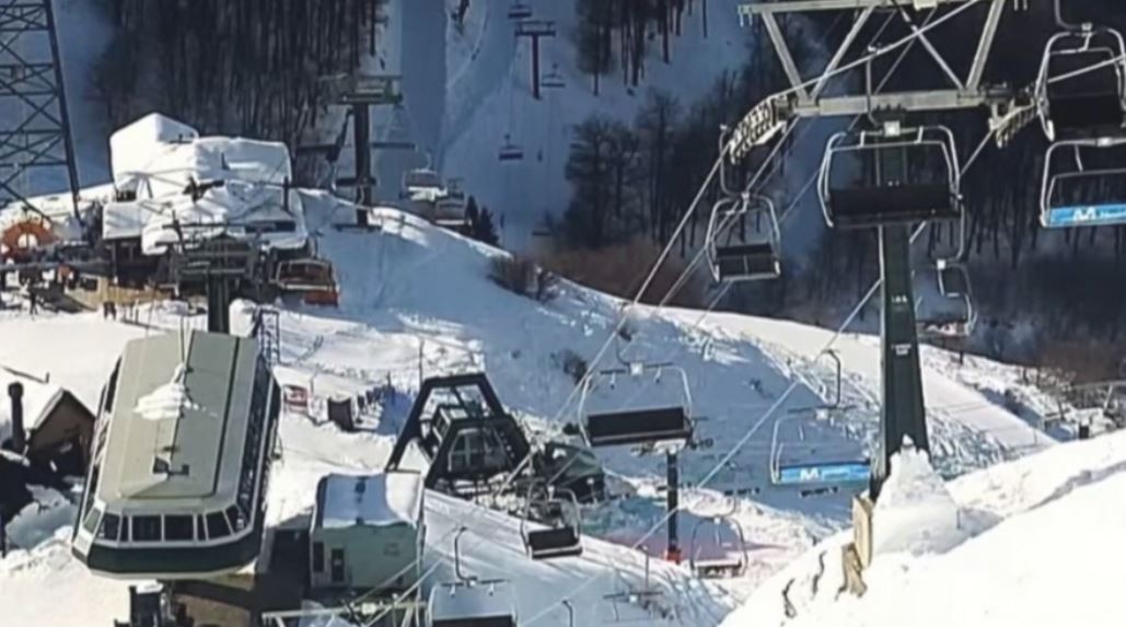 Tragedia en el Cerro Catedral: murió un operario mientras intentaba arreglar una aerosilla | Nacionales