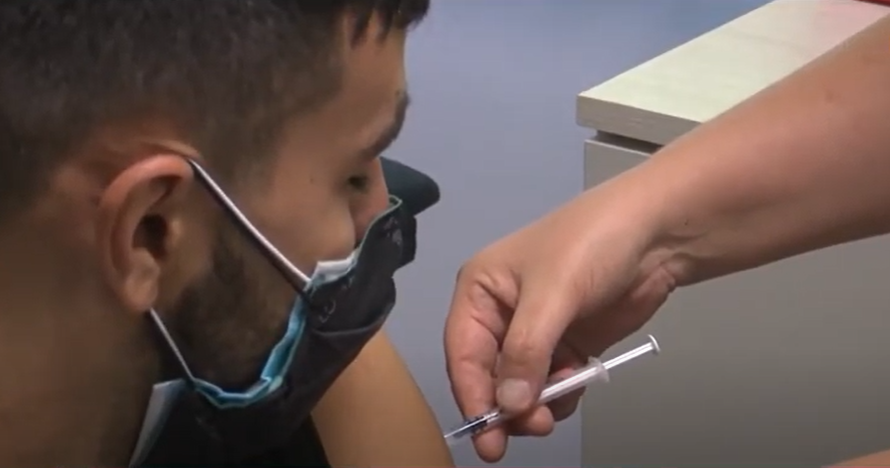 Vacunación Covid: Lunes de terceras y cuartas dosis en la ciudad | Noticias