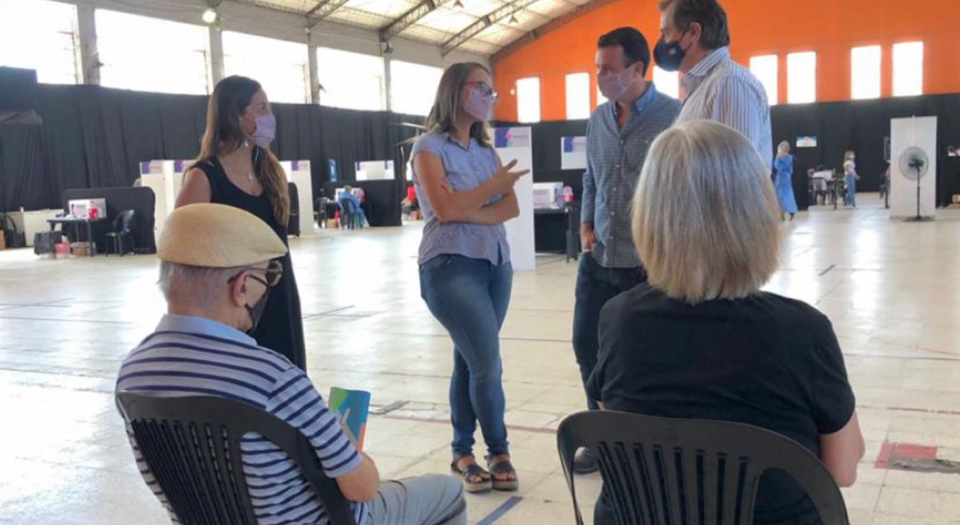 El Ministerio de Salud cerrará los centros de vacunación masiva | Noticias