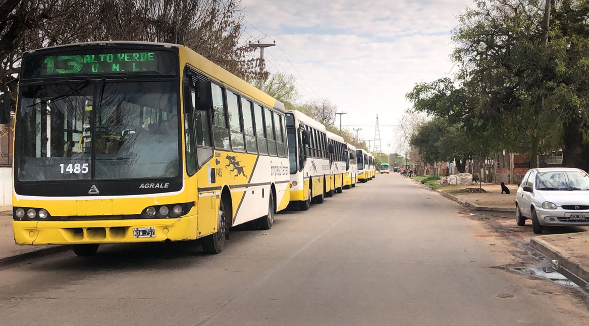 La línea 13 no circula por una asamblea y podrían suspender el servicio nocturno | Noticias