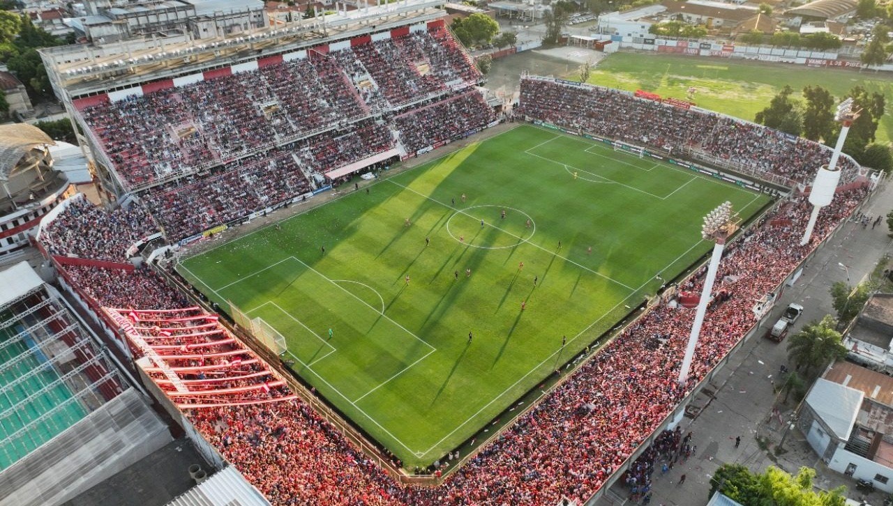 Unión y Vélez ya juegan en Santa Fe | Deportes