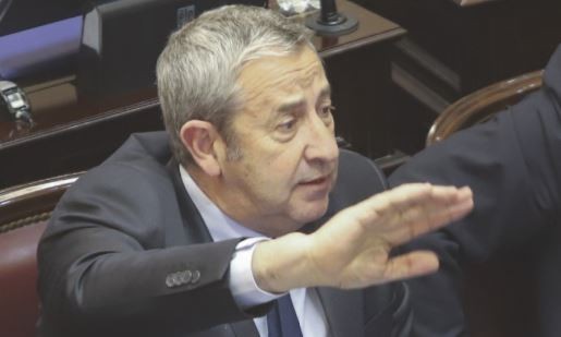 Cobos propone un Servicio Cívico Voluntario para que los jóvenes terminen sus estudios obligatorios | Legislativas