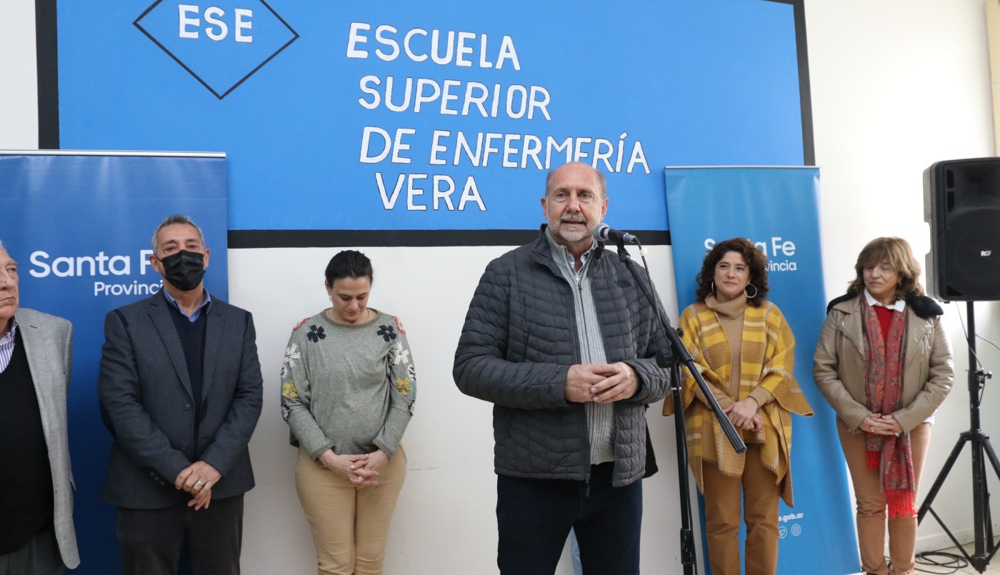 Omar Perotti inauguró la Escuela Superior de Enfermería de la ciudad de Vera | Noticias
