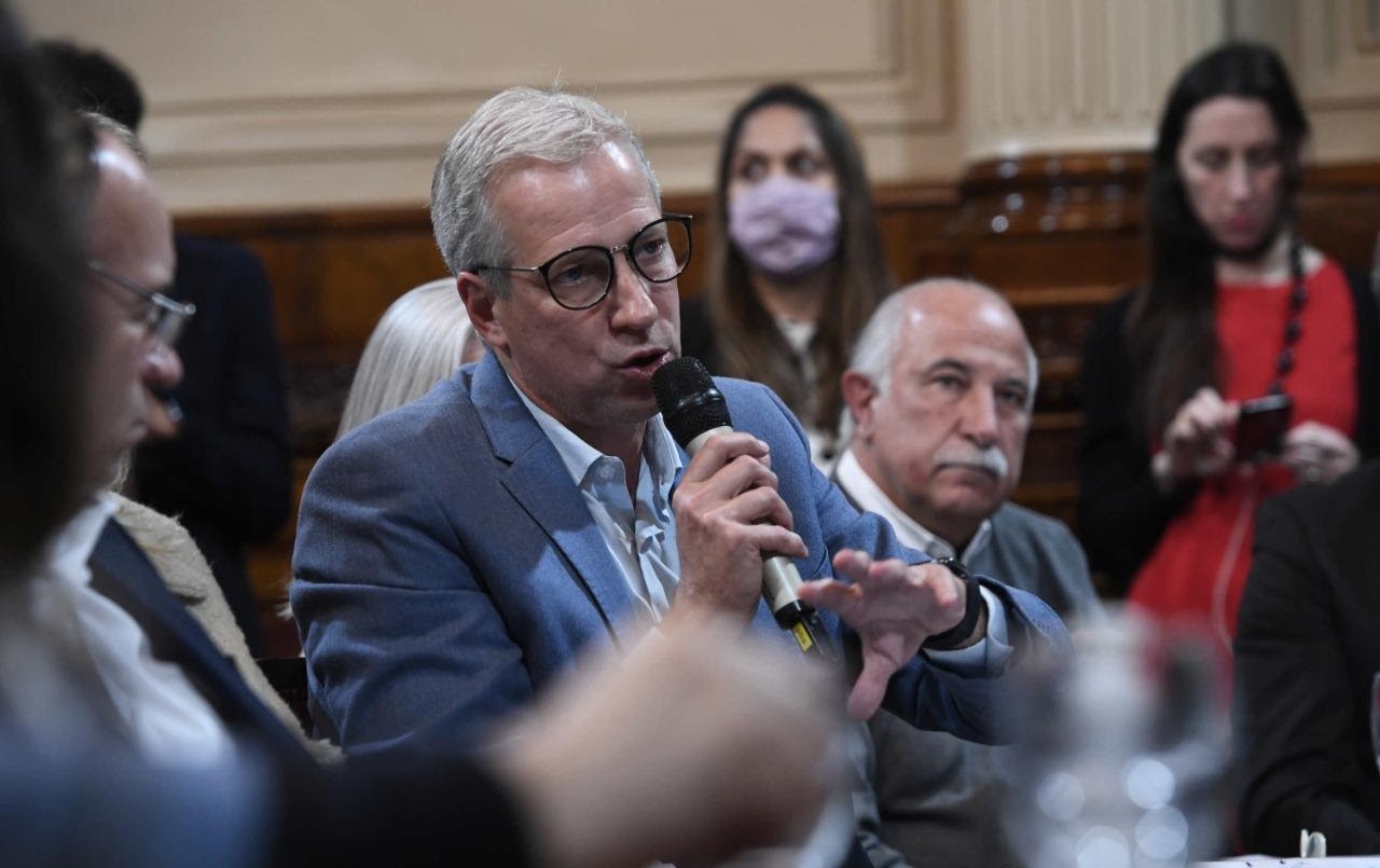 Scarpin solicitó saber qué está haciendo el Gobierno Nacional para combatir los incendios | Legislativas