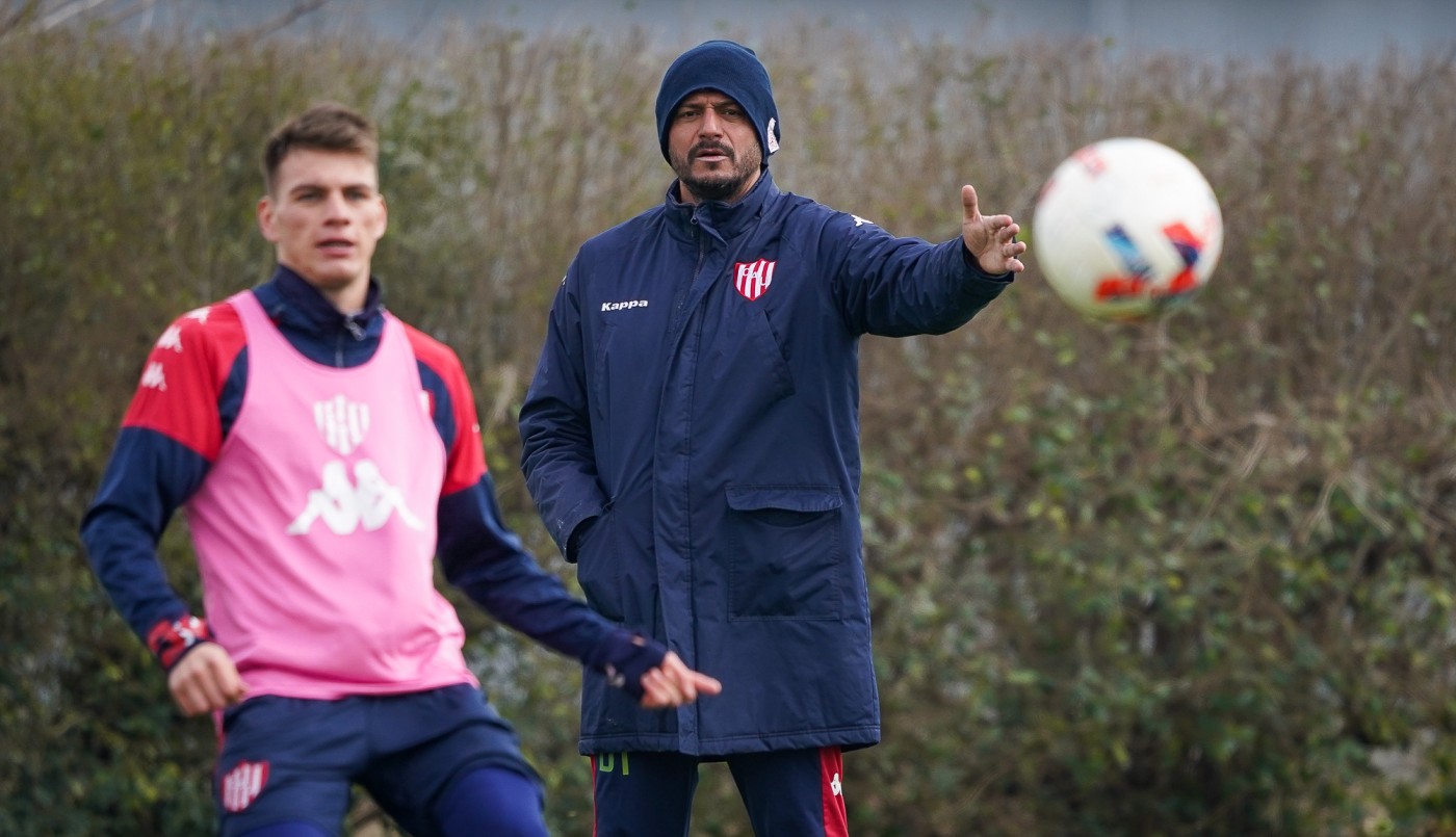 Tras la victoria ante Vélez, Gustavo Munúa fue elegido por lejos como el mejor de la fecha | Deportes
