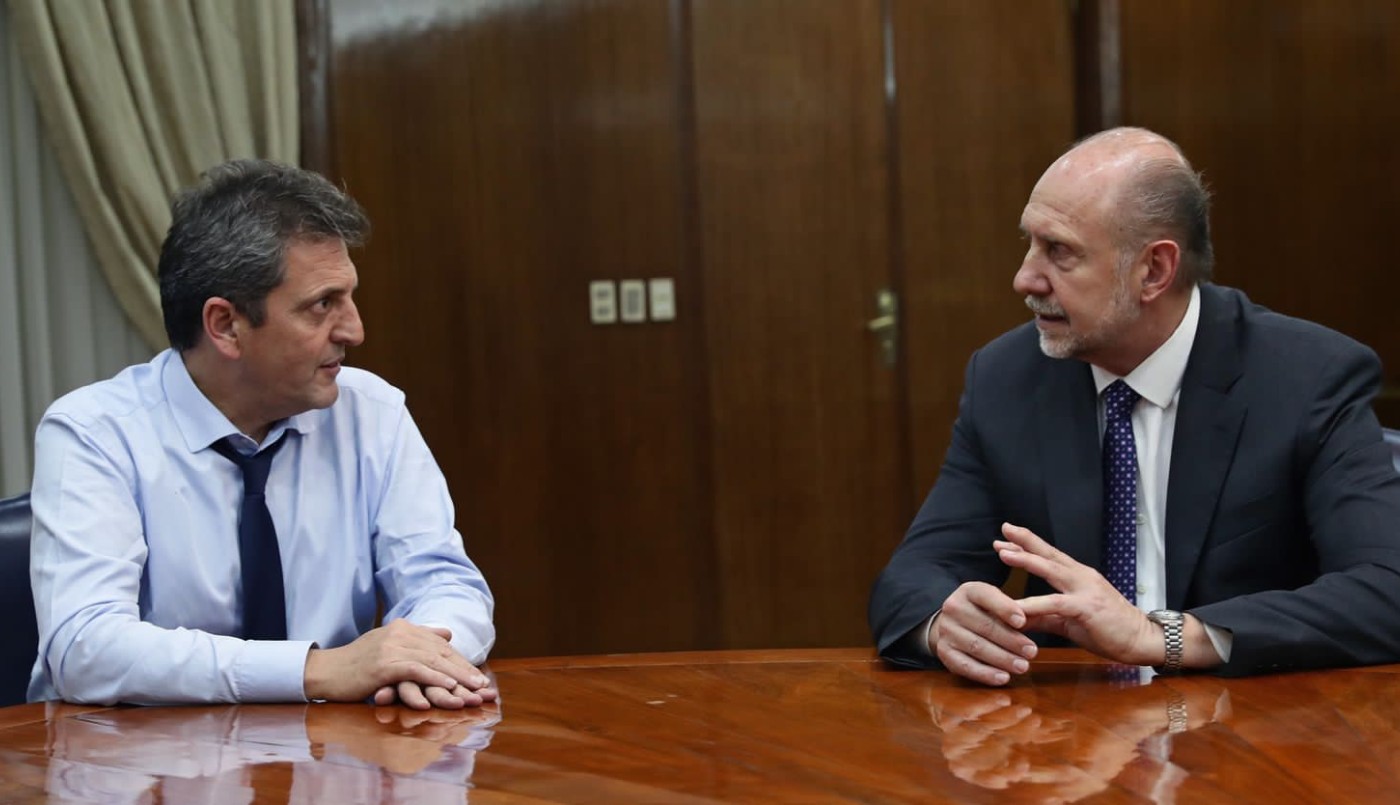 Acueducto, deuda, importaciones y más: los temas del encuentro Perotti-Massa | Noticias