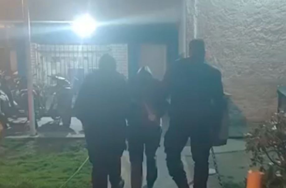 Una pelea entre hermanos terminó en asesinato: el menor apuñaló tres veces al mayor y quedó detenido | Nacionales