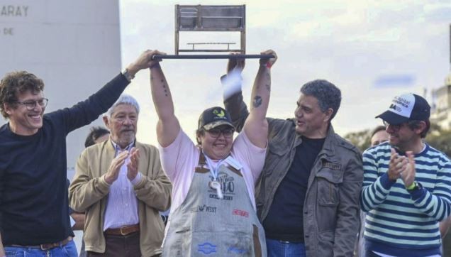 Una puntana es la primera mujer ganadora del Campeonato Federal del Asado | Información General