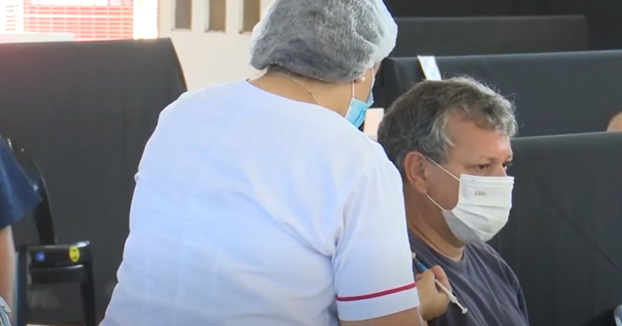 Vacunación Covid: Hoy se colocarán cuartas y quintas dosis en la ciudad | Noticias