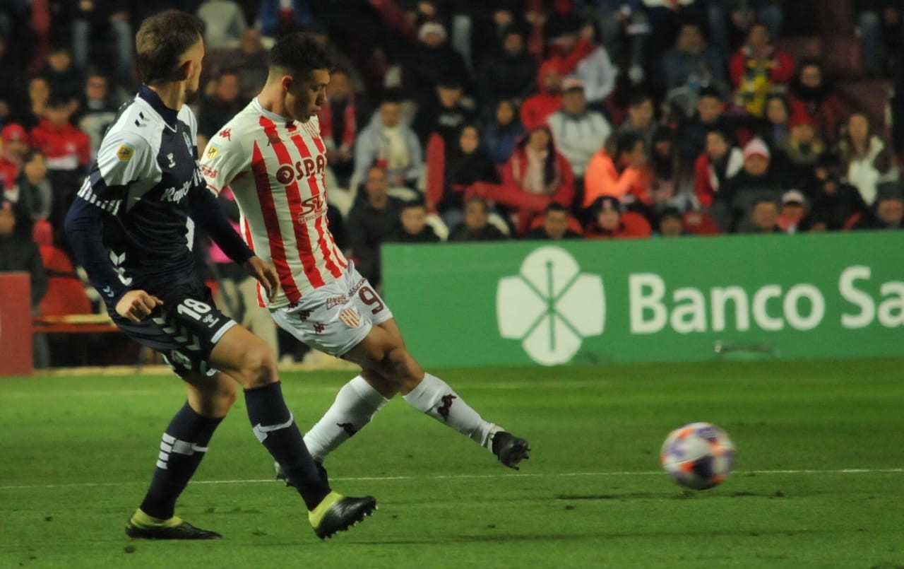 Unión fue superado por Gimnasia y cayó en Santa Fe | Deportes