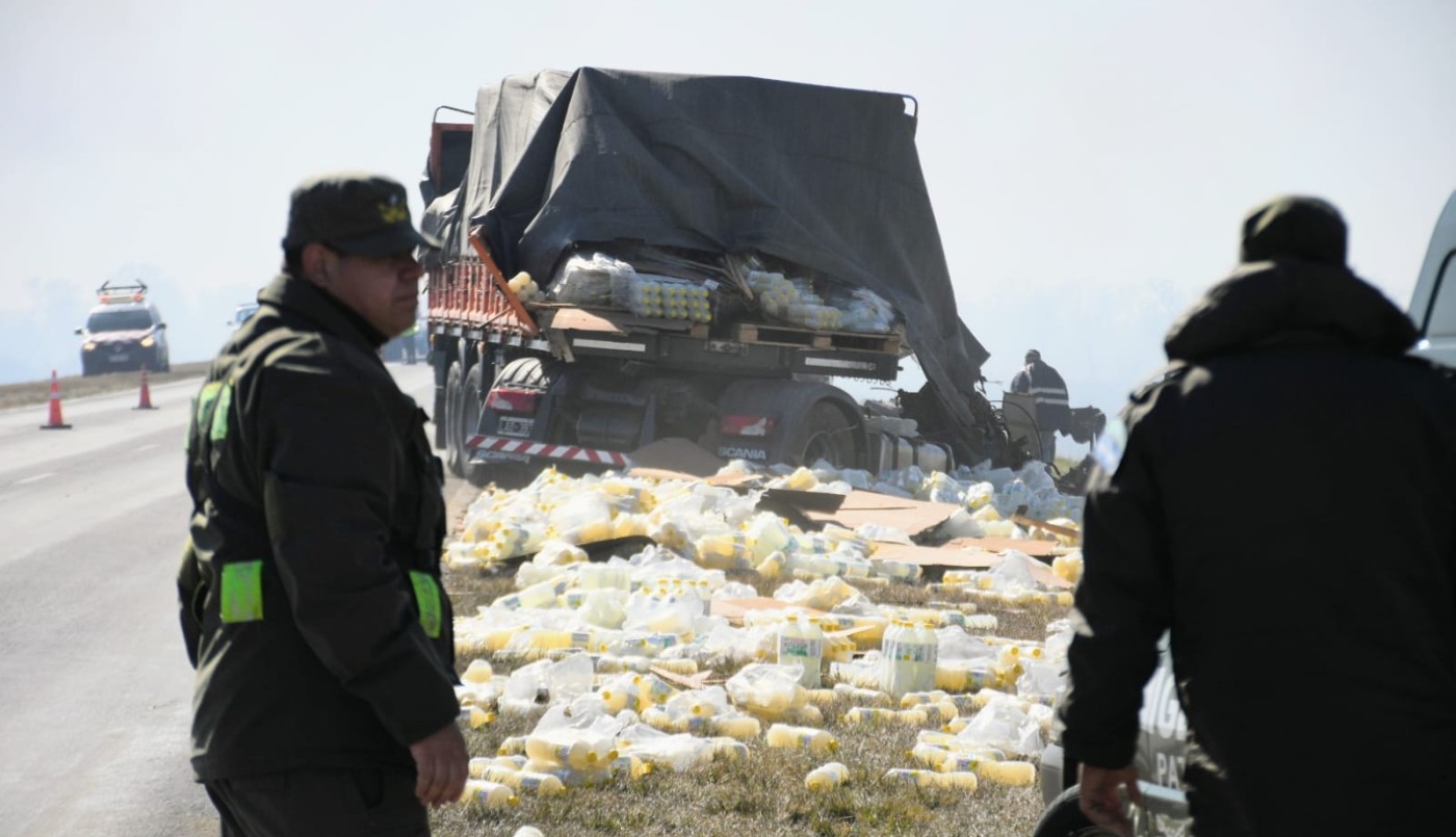 Tragedia vial: murieron dos camioneros en la ruta que conecta a Rosario con Victoria | Noticias