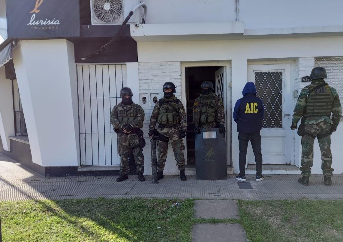 Allanamiento tras la denuncia de la Municipalidad de Rincón por una empresa de colectivos trucha | Policiales