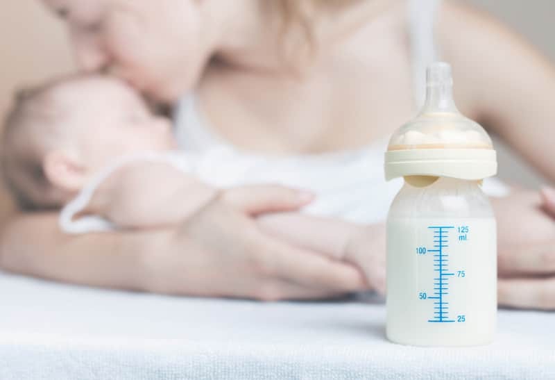 Alertan sobre un "vampiro blanco" que busca mujeres lactantes para comprar su leche | Nacionales