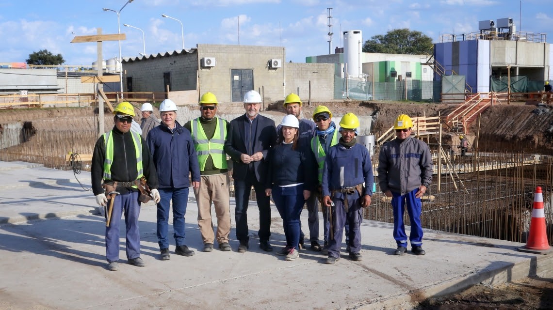 Omar Perotti recorrió la obra de Ampliación de la Planta Potabilizadora de Granadero Baigorria | Noticias
