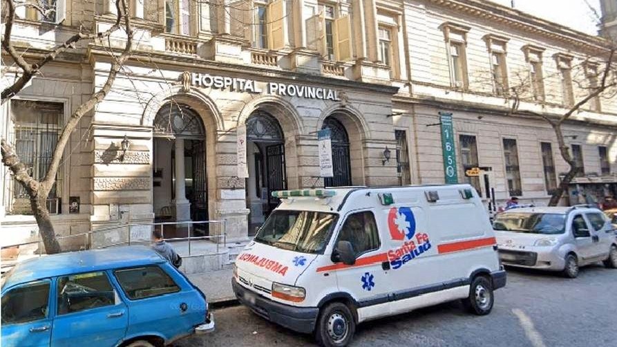 Villa Gobernador Gálvez: un chico recibió un balazo mientras jugaba en el patio | Policiales