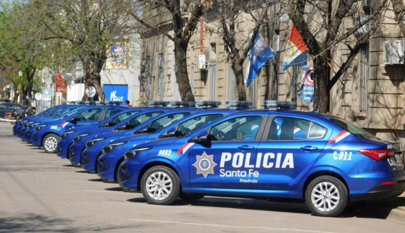 Entregaron patrulleros 0 km al departamento Las Colonias | Noticias