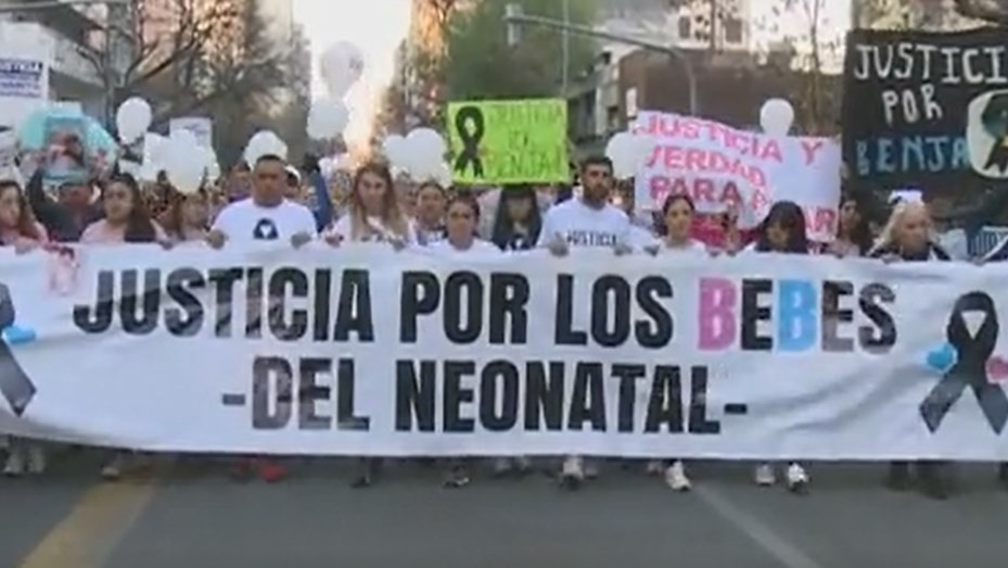 Muerte de recién nacidos en Córdoba: "En las fotos de los cuerpitos se ven tremendos hematomas por los pinchazos" | Nacionales