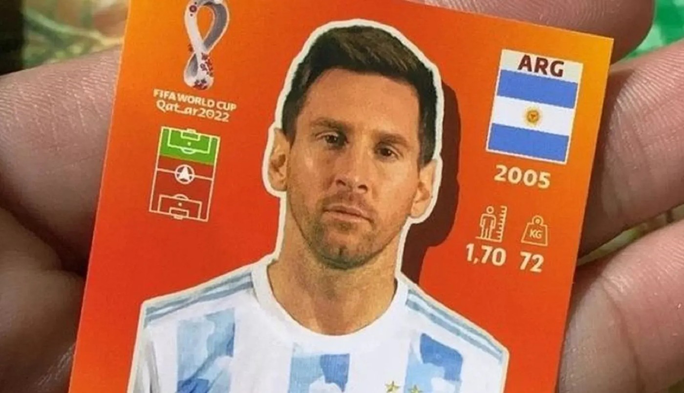 La alegría de Mateo Messi al encontrar la figurita de Leo | Deportes
