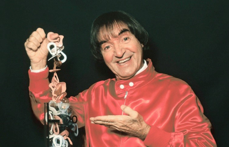 Último adiós a Carlitos Balá: velatorio en la Legislatura porteña | Espectaculos