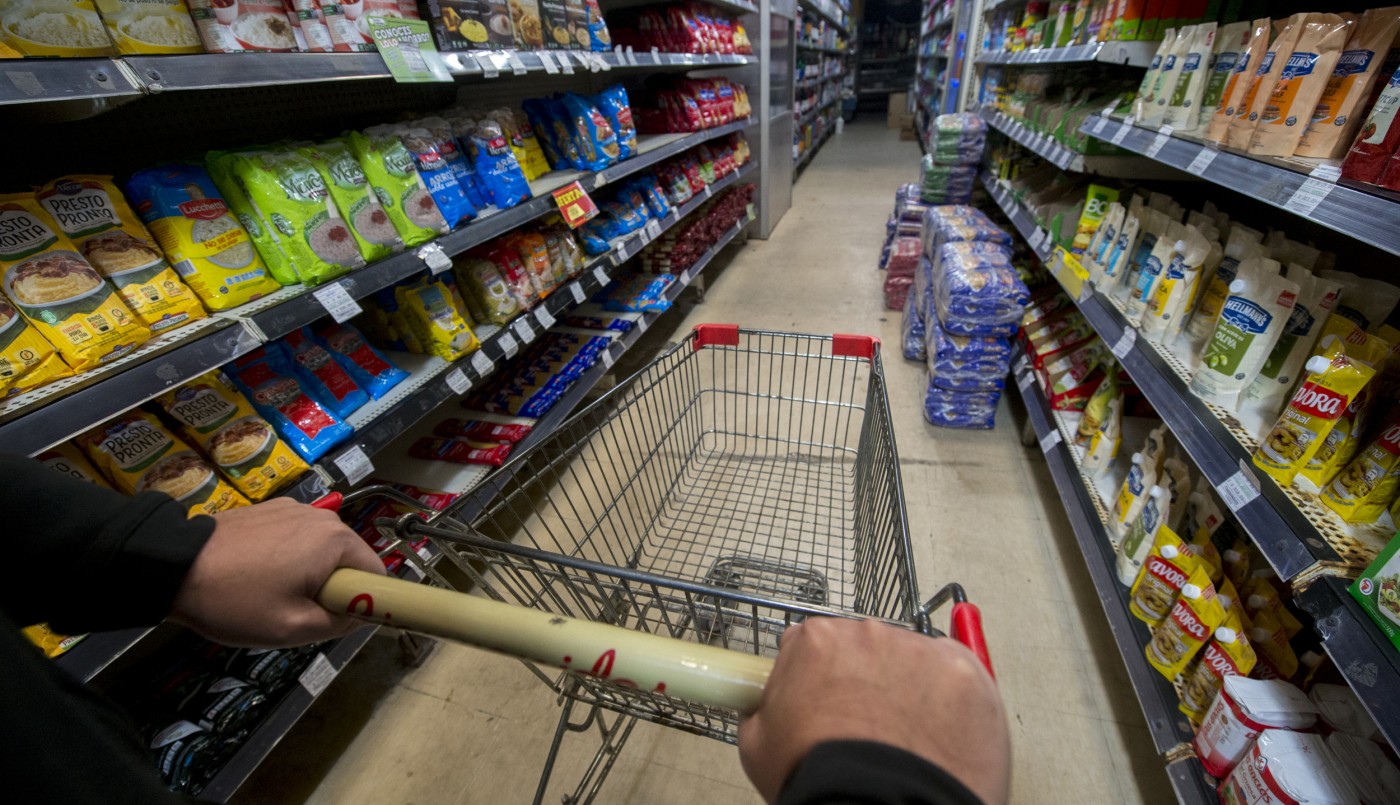 La inflación sigue en aumento: alimentos y bebidas ya subieron casi 8% en septiembre | Información General