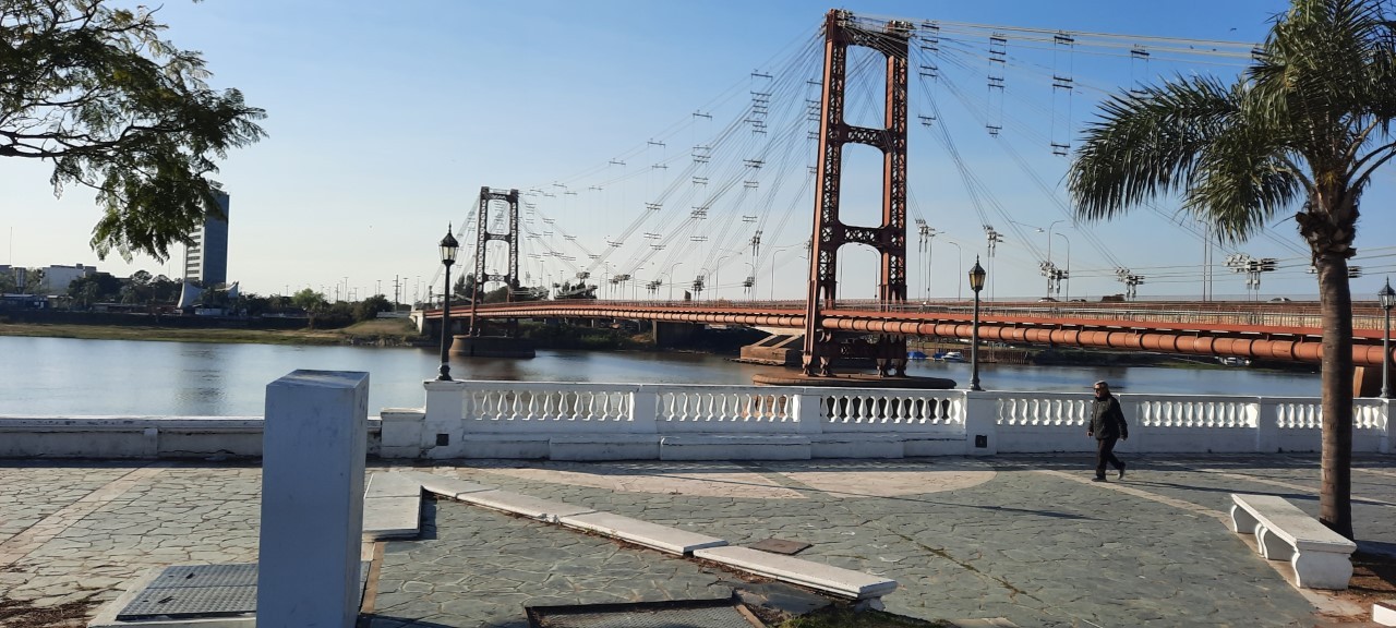 Clima primaveral en la ciudad con cielo despejado y ascenso de la temperatura | Información General