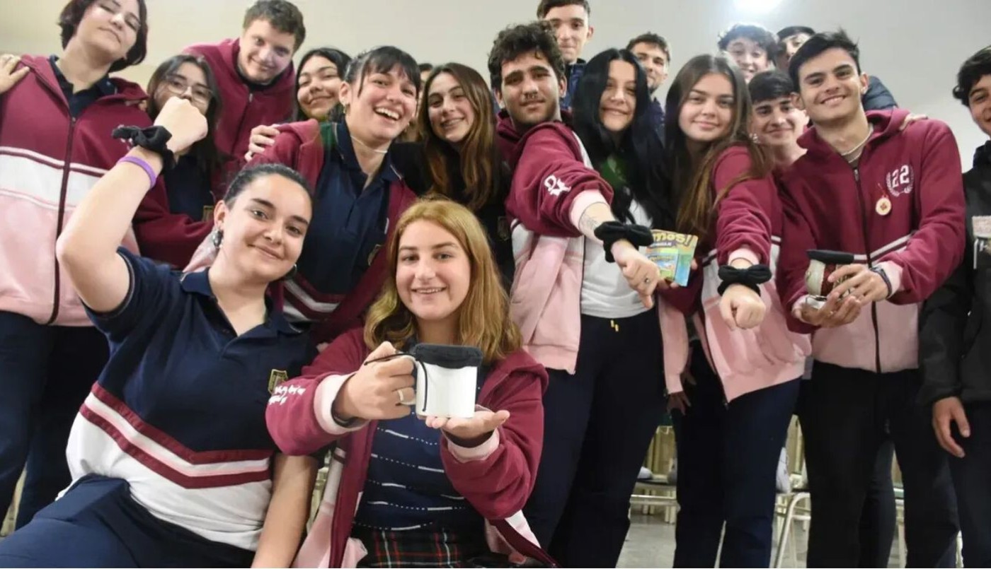 Tapavasos antidrogas para el boliche, la iniciativa del Colegio Sagrado Corazón | Noticias